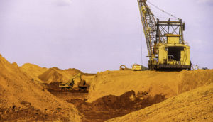 extração de minério de ferro