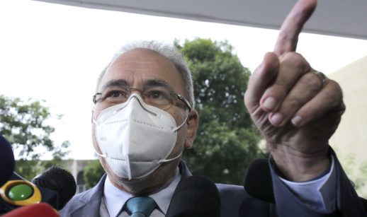 Queiroga assume Saúde