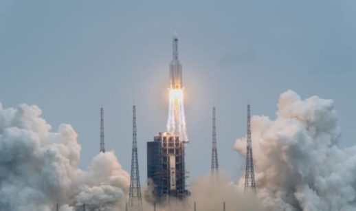 Foguete chinês na partida