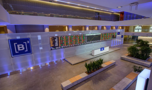 Visão interna da B3, cujas ações são recomendadas pelo Safra
