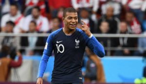 Atacante Kylian Mbappé, da França, é líder do ranking de jogadores mais valiosos da Eurocopa