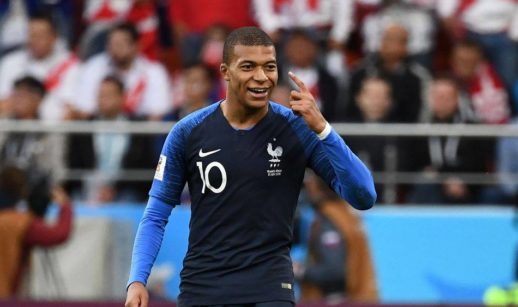 Atacante Kylian Mbappé, da França, é líder do ranking de jogadores mais valiosos da Eurocopa