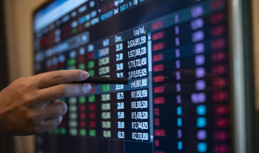 Tela de computador com home broker, alusiva ao Ibovespa