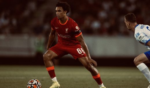 Lateral Trent Alexander-Arnold, do Liverpool, lidera entre os defensores mais valiosos do mundo no futebol