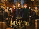 Pôster oficial de "Harry Potter 20 Anos: De Volta a Hogwarts", com o elenco reunido