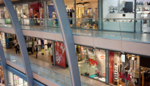 Fachada de lojas de shoppings