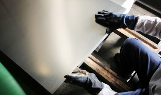 Produção de folha de alumínio