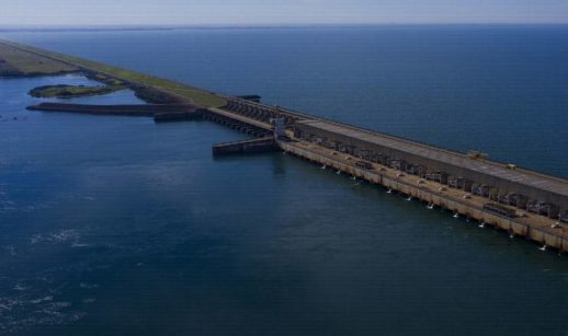 Aérea de represa, alusivo à Cesp, negociada na bolsa de valores com o ticker CESP6