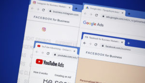 Abas do navegador Google Chrome abertas nas páginas do Google Ads e Facebook Business, usados para anúncios e publicidade