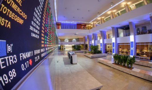 Interior da B3, a bolsa de valores brasileira, onde as captações no mercado de capitais acontecem e que renderam mais no 1º trimestre com renda fixa
