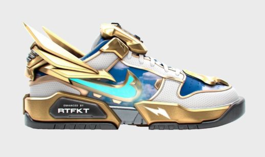 Tênis da Nike em NFT com detalhes dourados e verde claro, com asas no estilo de Aquiles