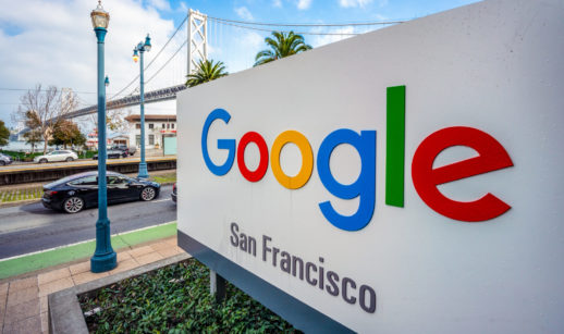 Placa do Google com logo colorido e escrito San Francisco embaixo