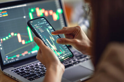 Celular com cotações