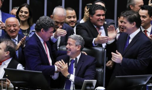 Câmara aprova reforma tributária