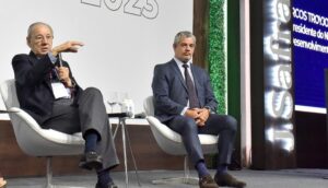Marcos Troyjo e Rubens Barbosa na J. Safra Brazil Conference