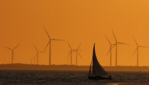 Calor praia energia eólica