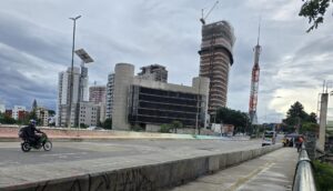 Edifício da Cyrela em construção no bairro Sumaré, em São Paulo: futura sede da empresa | Foto: Cley Scholz