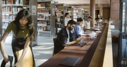 Ações de empresas de educação