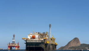 Oferta apertada de diesel favorece setor de petróleo e gás